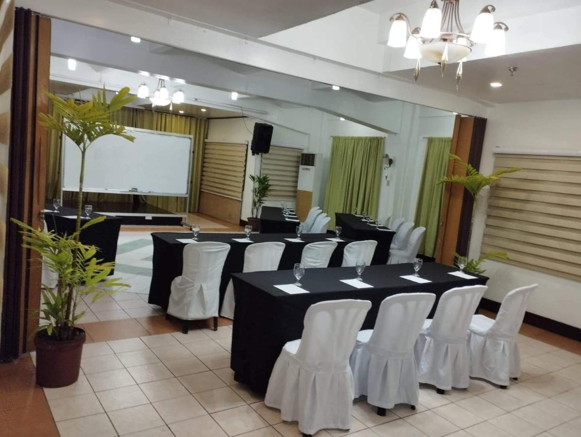 San Juan  Stone House Quezon City מראה חיצוני תמונה