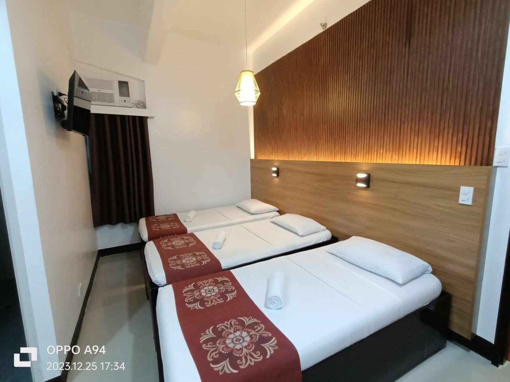 San Juan  Stone House Quezon City מראה חיצוני תמונה