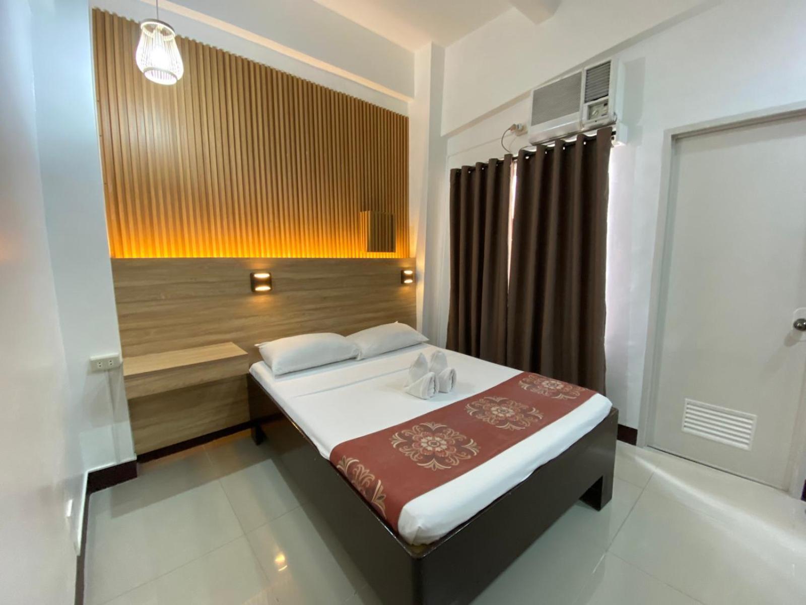 San Juan  Stone House Quezon City מראה חיצוני תמונה