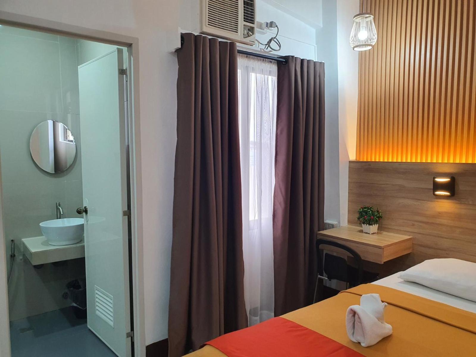 San Juan  Stone House Quezon City מראה חיצוני תמונה