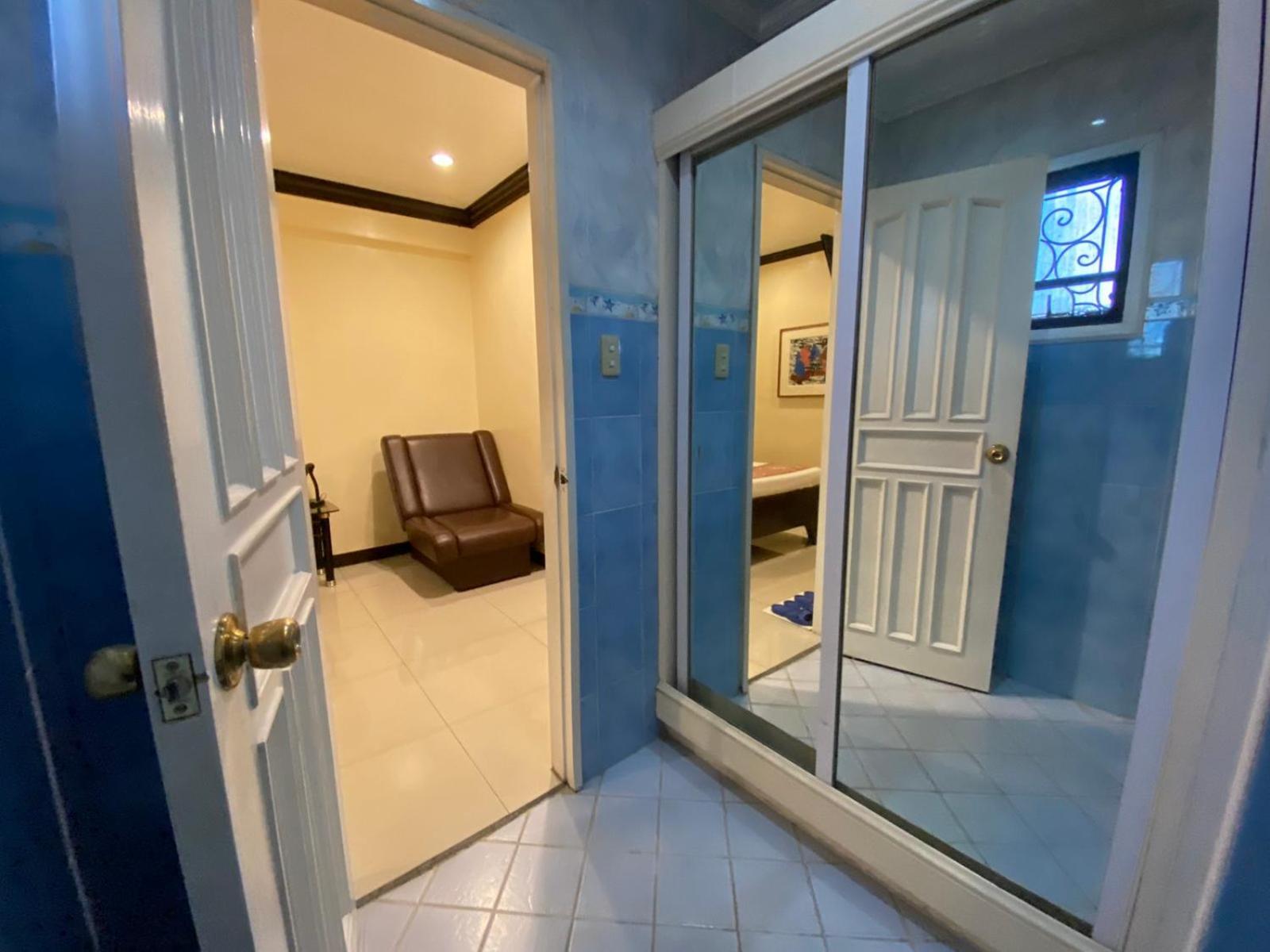 San Juan  Stone House Quezon City מראה חיצוני תמונה